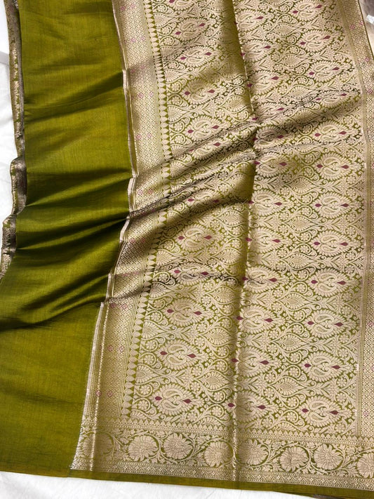Banarasi tissue saree olive green rich zari floral pallu detail